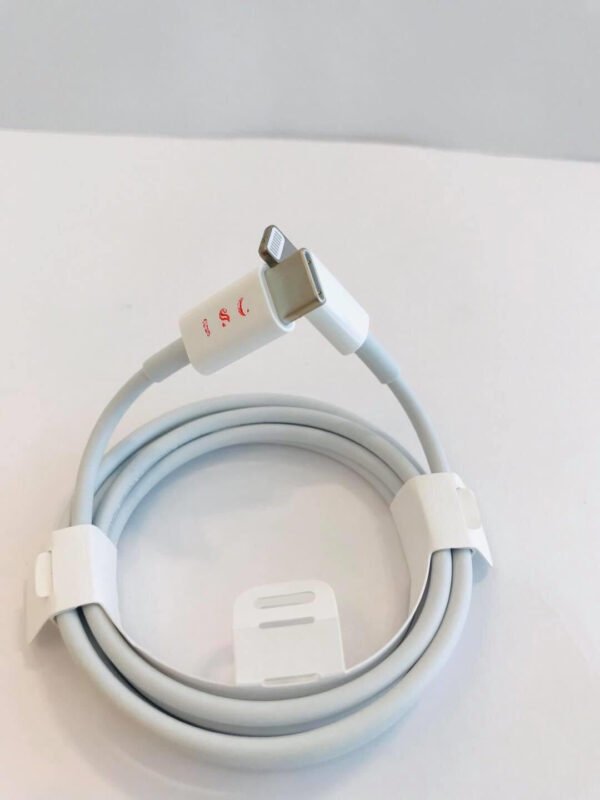 image_1f02f0f6-0440-4cdf-afcc-b292c2a8c9ee.jpg i990 Apple Original USB-C to Lightning Cable (used)